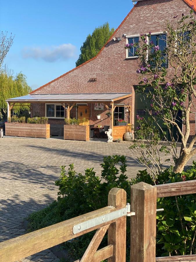 B&B Zaligheid Zwaluwe Εξωτερικό φωτογραφία